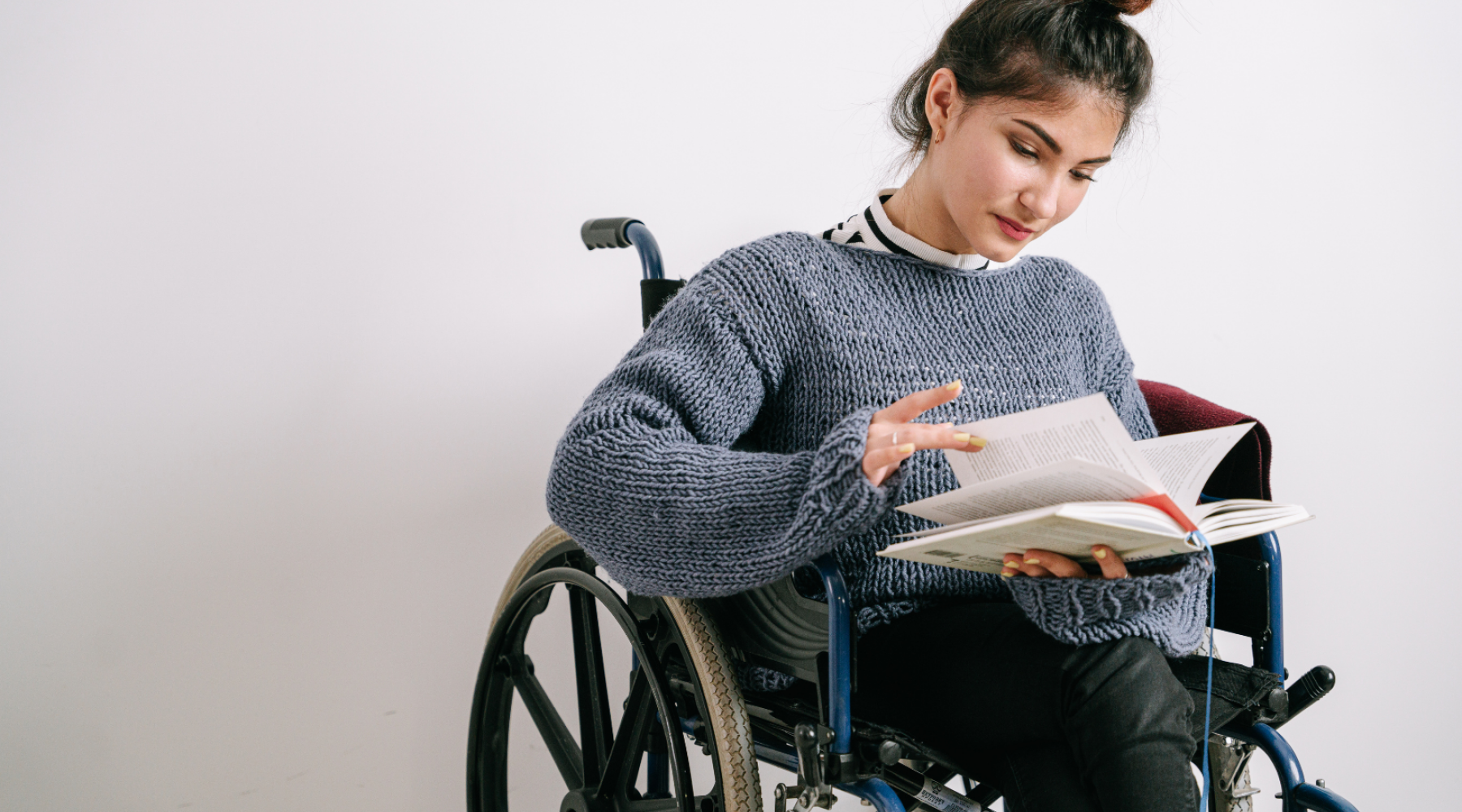 lady-in-wheelchair